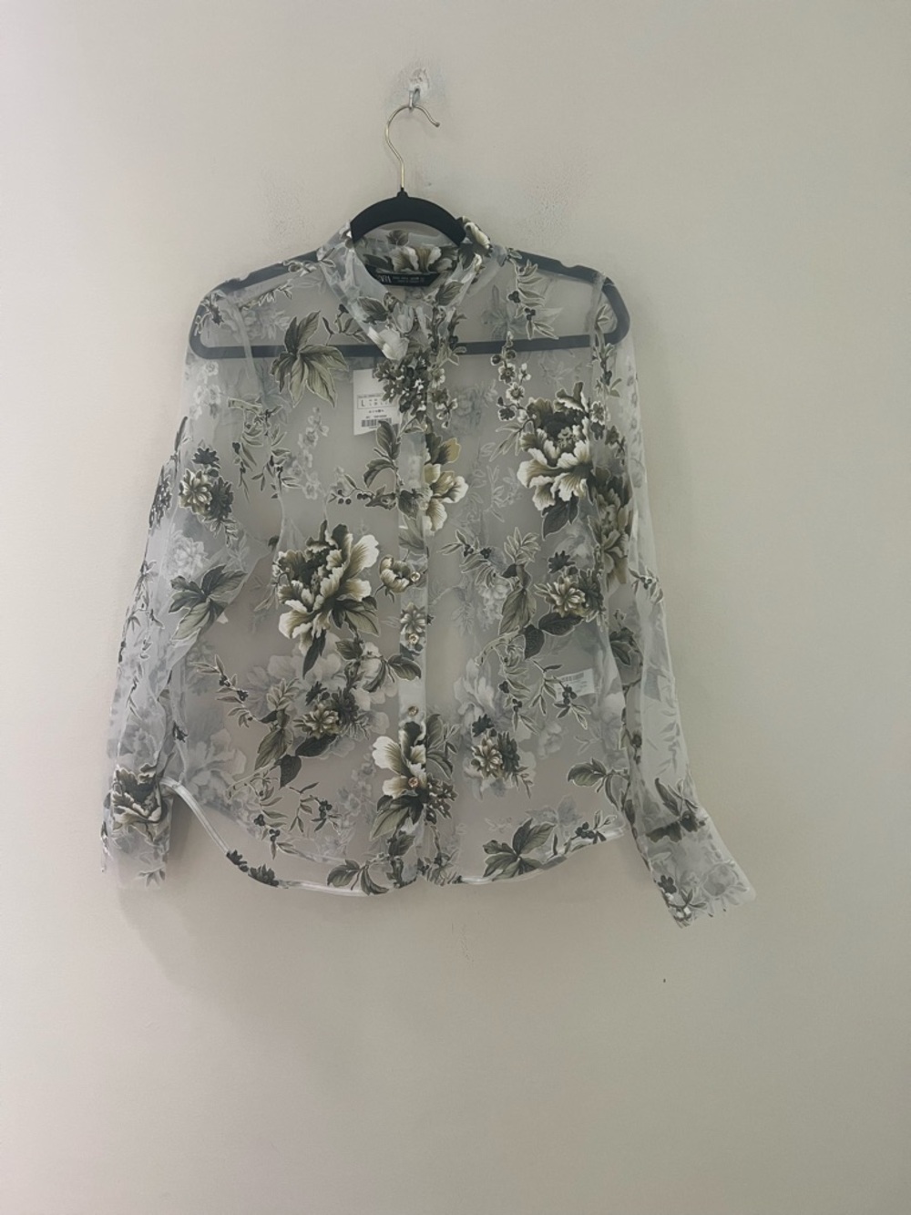 Zara White Sheer Floral Button-Front Blouse - Picture 6 of 13